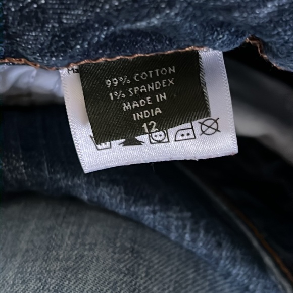 Eddie Bauer Dark Blue Cropped Jeans - Picture 4 of 5